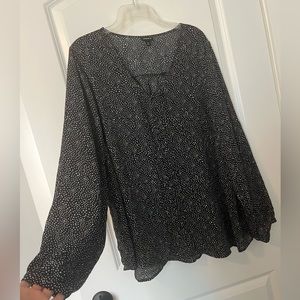 NWOT TORRID Blouse - Size 3